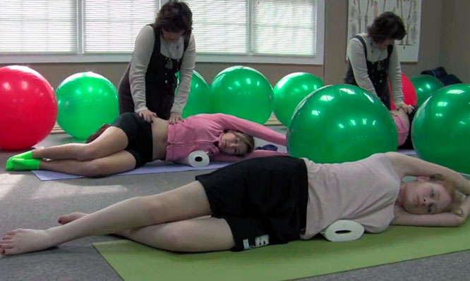 Гимнастика при сколиозе у детей