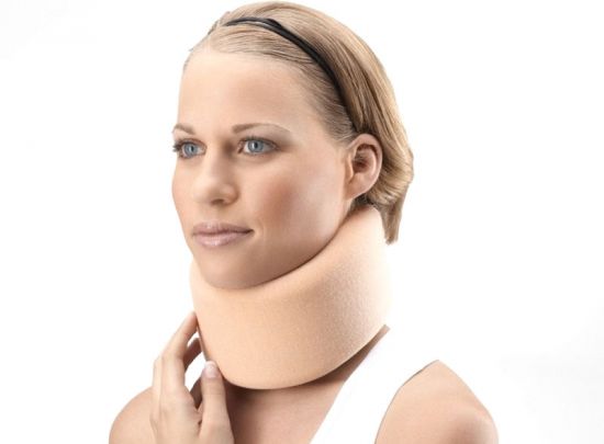 Шейный бандаж